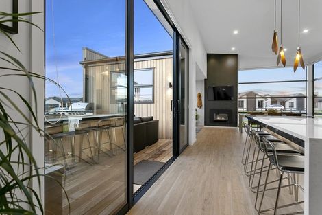 Photo of property in 17 Mike Smith Drive, Cambridge, 3434