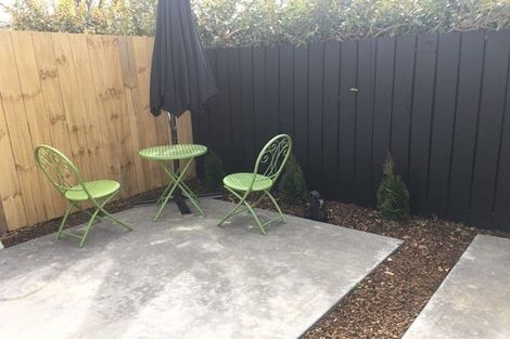 Photo of property in 17/10u Burrows Place, Frankton, Hamilton, 3204