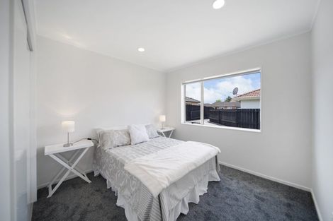 Photo of property in 8a Margarita Rise, Pukekohe, 2120