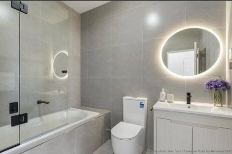 Photo of property in 10 Taukahiwi Road, Pukekohe, 2120