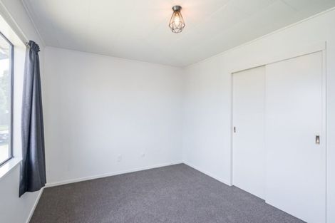 Photo of property in 80 Queens Road, Waikanae Beach, Waikanae, 5036
