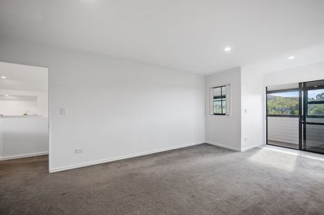 Photo of property in 384 Pine Valley Road, Dairy Flat, Silverdale, 0992