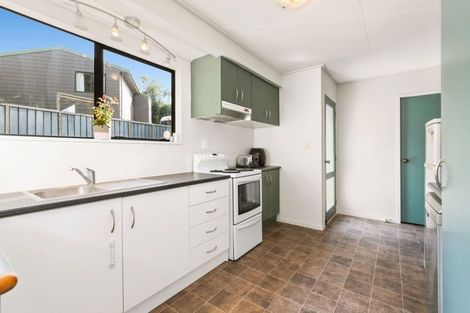 Photo of property in 52 Langstone Street, Welcome Bay, Tauranga, 3112