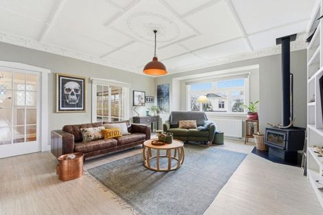 Photo of property in 33 Grey Street, College Estate, Whanganui, 4500