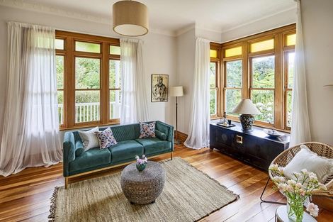 Photo of property in 122 Glenmore Street, Northland, Wellington, 6012