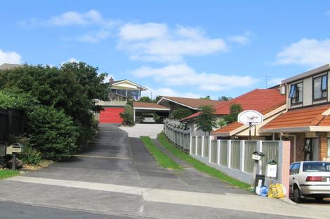 Photo of property in 1/27 Devon Road, Bucklands Beach, Auckland, 2012