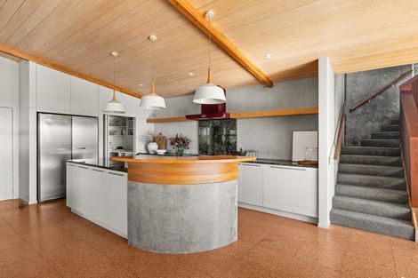 Photo of property in 14 Te Mata Peak Road, Havelock North, 4130