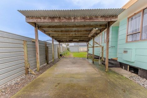 Photo of property in 29 Carson Street, Castlecliff, Whanganui, 4501