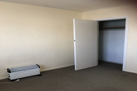 Photo of property in Shakespeare Flats, 8/48 Merton Street, Trentham, Upper Hutt, 5018
