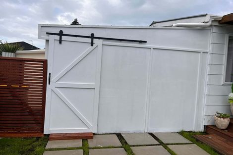 Photo of property in 16a Hall Place, Foxton Beach, Foxton, 4815