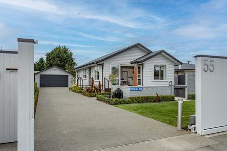Photo of property in 55 Vivian Street, Burwood, Christchurch, 8083