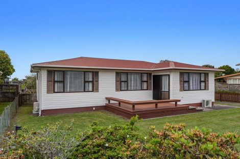 Photo of property in 65 College Road, Edgecumbe, 3120