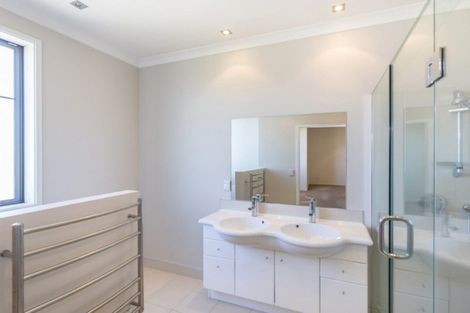 Photo of property in 38 Country Club Terrace, Northwood, Christchurch, 8051