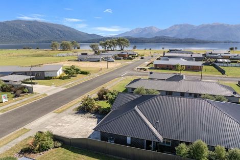 Photo of property in 28 Rodeo Drive, Te Anau, 9600
