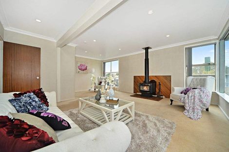 Photo of property in 9a Dennis Road, Papatoetoe, Auckland, 2025