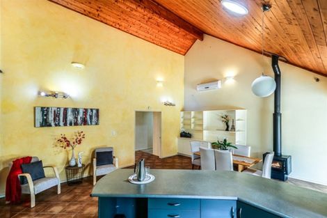 Photo of property in 38 Saint James Drive, Huntington, Hamilton, 3210