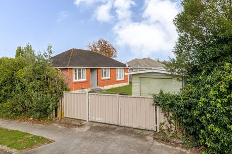 Photo of property in 29 Brighton Crescent, Highbury, Palmerston North, 4412