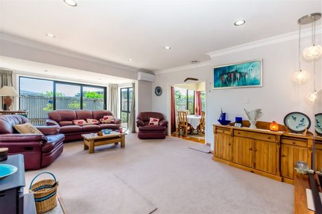Photo of property in 27 Sweetman Avenue, Paraparaumu Beach, Paraparaumu, 5032
