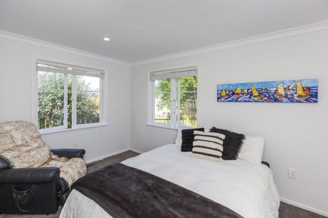 Photo of property in 122 Ruapehu Street, Paraparaumu, 5032