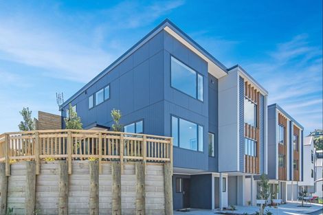 Photo of property in 20/104u Maupuia Road, Maupuia, Wellington, 6022