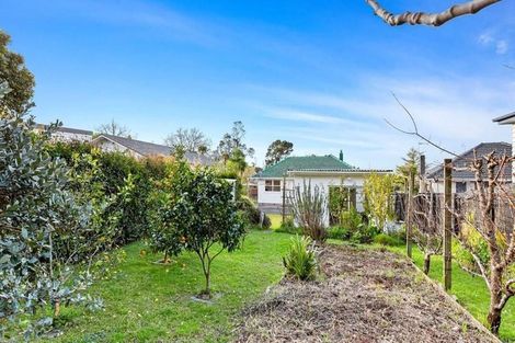 Photo of property in 63 Divich Avenue, Te Atatu South, Auckland, 0610