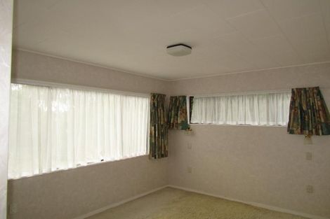 Photo of property in 10 Reeves Road, Acacia Bay, Taupo, 3330