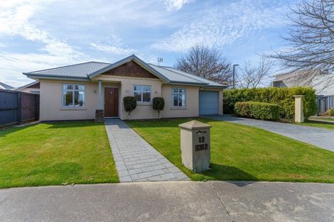 Photo of property in 2/12 Mounter Avenue, Northwood, Christchurch, 8051