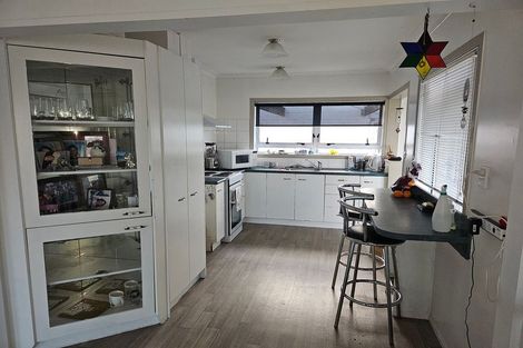 Photo of property in 2/23 Green Street, Papakura, 2110