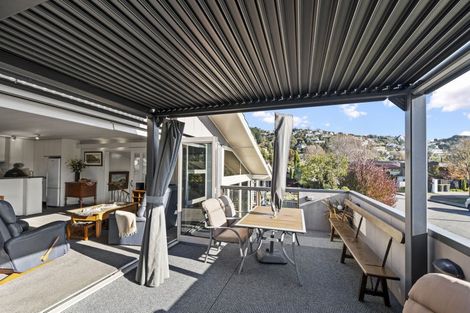 Photo of property in 1 Gunns Crescent, Cashmere, Christchurch, 8022