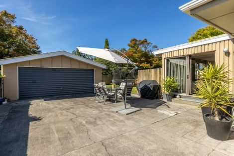 Photo of property in 26 Liverton Crescent, Bishopdale, Christchurch, 8053