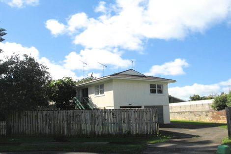 Photo of property in 16 Okareka Place, Pakuranga Heights, Auckland, 2010