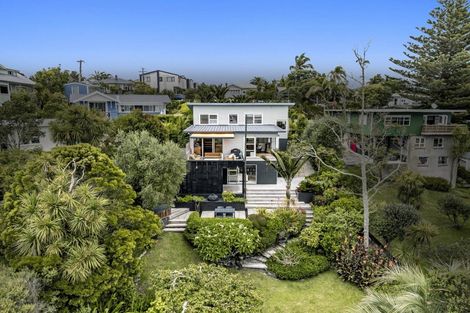 Photo of property in 70 Aramoana Avenue, Devonport, Auckland, 0624