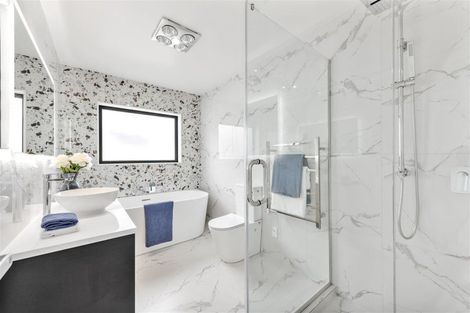 Photo of property in 4 Glann Lane, Flat Bush, Auckland, 2019
