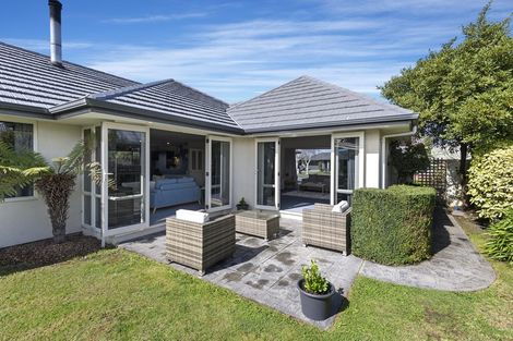 Photo of property in 14 Durrell Way, Rolleston, 7614