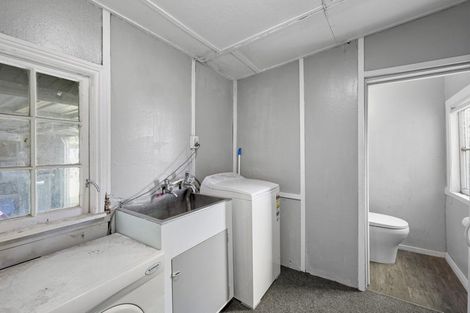 Photo of property in 15 Standish Street, Westown, New Plymouth, 4310