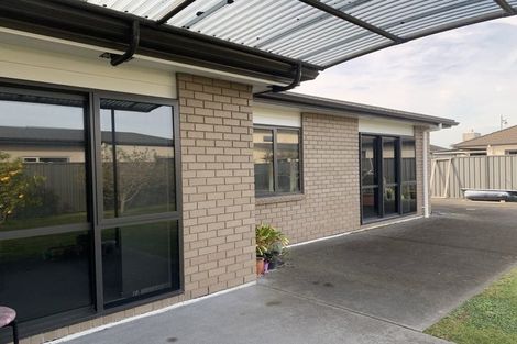 Photo of property in 6 Lindis Place, Poraiti, Napier, 4112