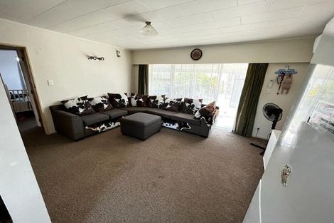 Photo of property in 52 Kapiti Road, Paraparaumu, 5032