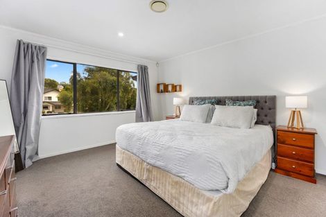 Photo of property in 44 Bayside Drive, Browns Bay, Auckland, 0630