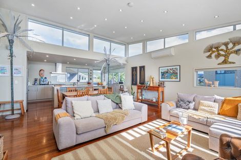 Photo of property in 372 Tangiora Avenue, Whangapoua, Coromandel, 3582