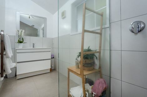 Photo of property in 50 Eban Avenue, Hillcrest, Auckland, 0627
