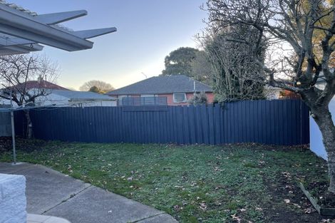 Photo of property in 17 Oakfield Street, Burnside, Christchurch, 8053