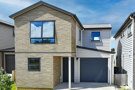 Photo of property in 4 Kuparu Street, Weymouth, Auckland, 2103
