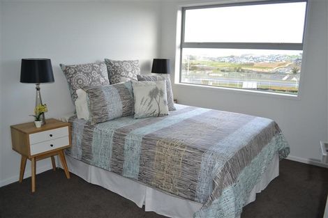 Photo of property in 8 Karauria Lane, Orewa, 0931