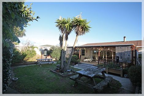 Photo of property in 19 Andrews Street, Foxton Beach, Foxton, 4815