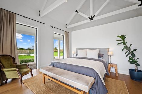 Photo of property in 438 Oaia Road, Muriwai, Waimauku, 0881