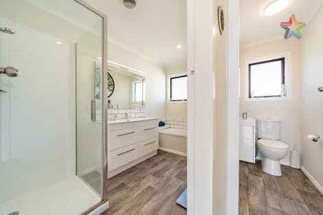 Photo of property in 13 Lees Grove, Wainuiomata, Lower Hutt, 5014