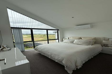 Photo of property in 8 Berba Lane, Westgate, Auckland, 0814