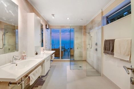 Photo of property in 859 Whangaparaoa Road, Manly, Whangaparaoa, 0930