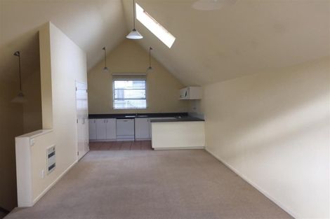 Photo of property in Pirie Street Townhouses, 22/35u Pirie Street, Mount Victoria, Wellington, 6011