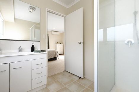 Photo of property in 54 Village Park Drive, Welcome Bay, Tauranga, 3112